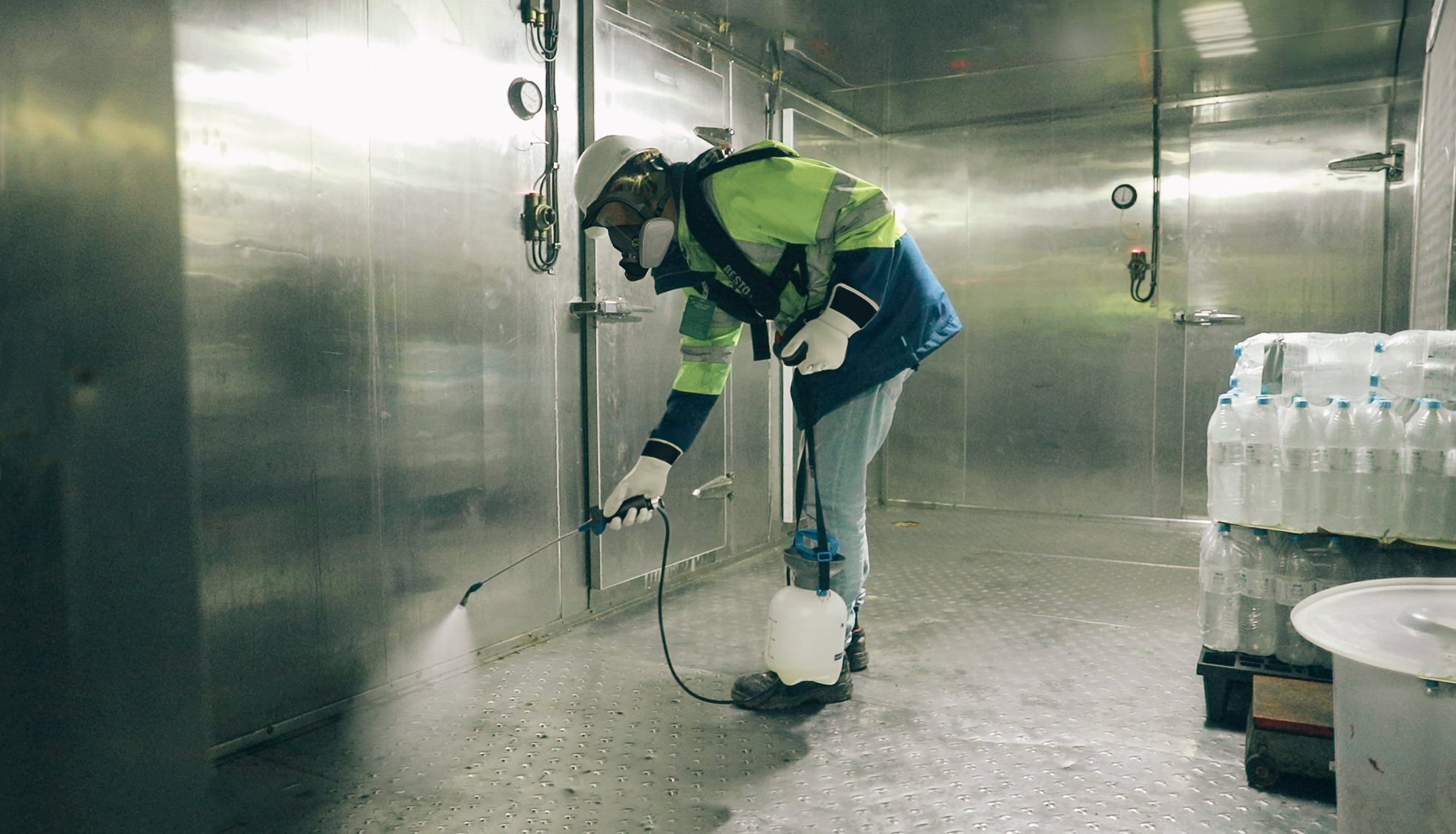 Controlunion_Vessel_Disinfection_AMS_06 Controlunion_Vessel_Disinfection_AMS_06